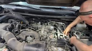 Меняем форсунки на дизельной двухсотке с пробегом в 90000:) Почему