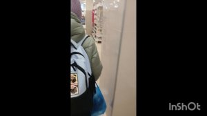 Ходим с подругой в магазин