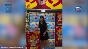 Чипсы с человеческий рост и вёдра лапши: магазин гигантских закусок в Китае