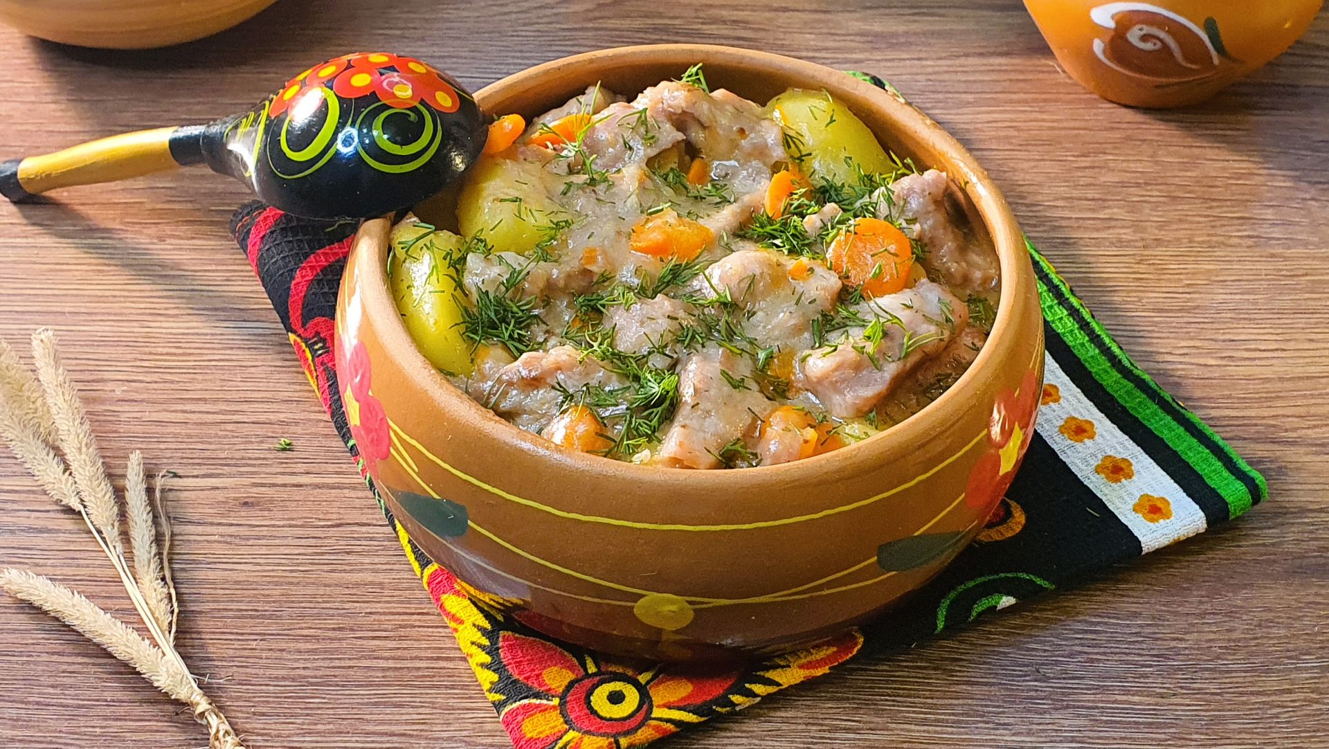 Тушеная картошка с мясом