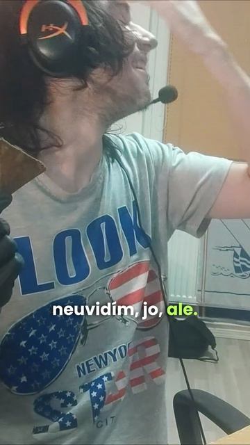 🌶️ HOT CHIP CHALLENGE ZA SUBY! Kolik To Vydržím? 😳 #shorts