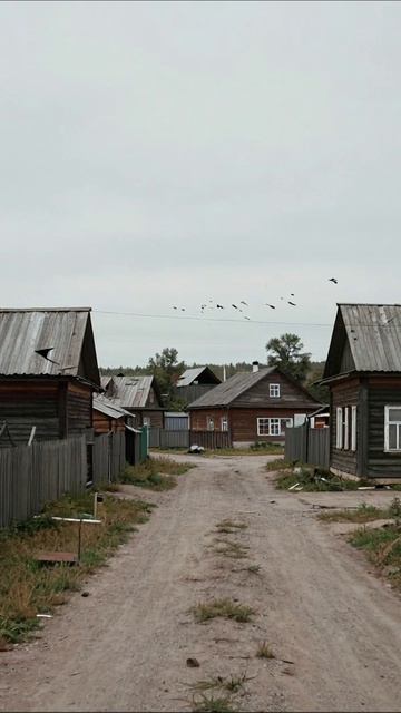 Пустые улицы: заброшенные мечты #депрессия #заброшенность #пейзаж