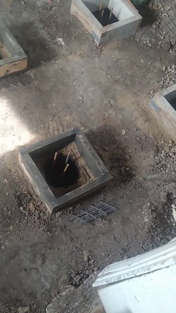 А вот понедельник!13-е!