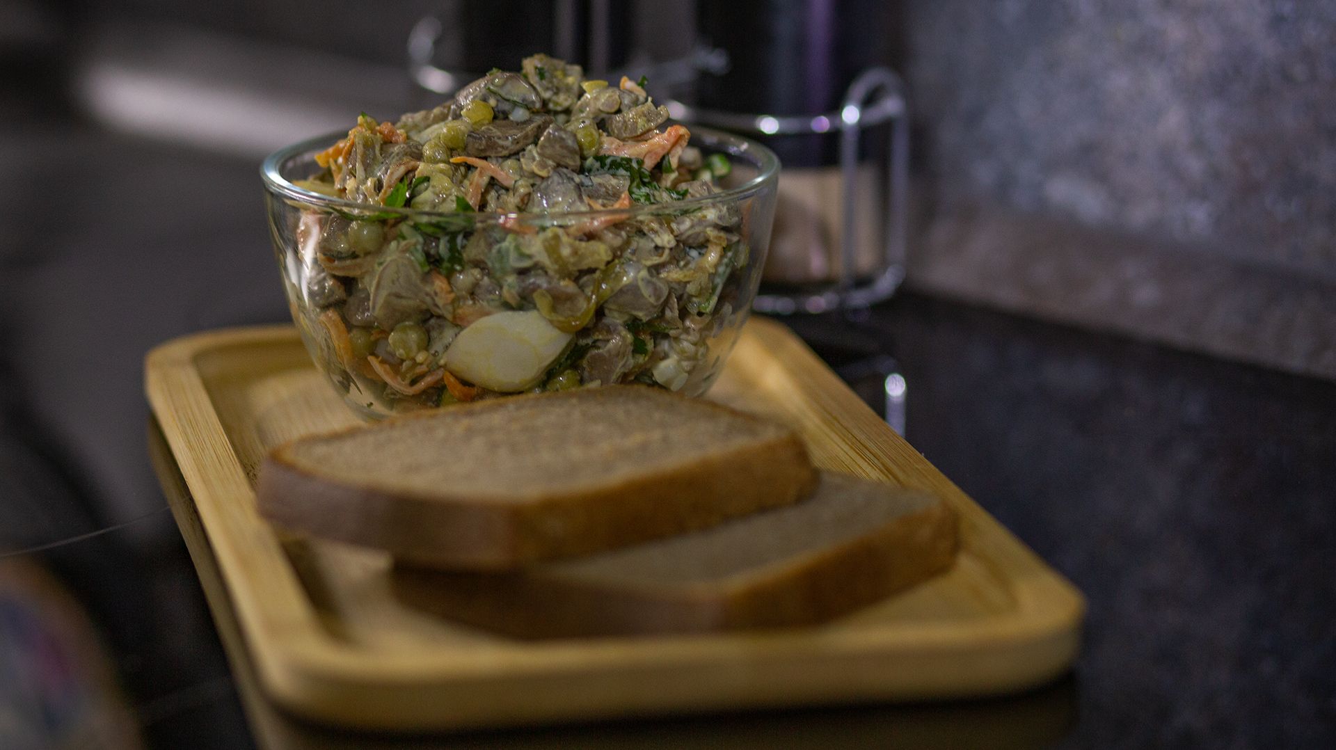 Салат с куриными желудками