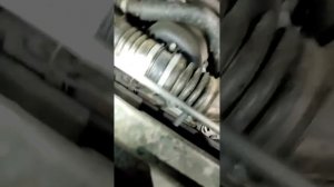 Течь масла со шпилек клапанной крышки