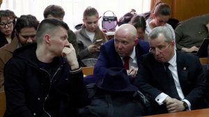 Появились кадры с реакцией Артема Чекалина на приговор в 7 лет колонии.