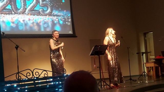 Концерт женского дуэта в санатории Виктория. Композиция Улыбайся 05.01.25