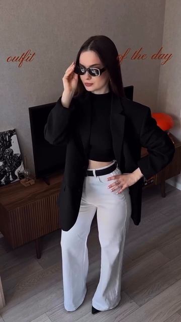 Арт. 371646142 Джинсы прямые с высокой посадкой