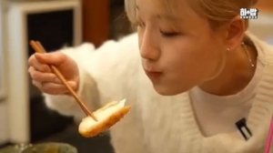 Мукбанг куриные отбивные, отбивные с сыром Еда на камеру