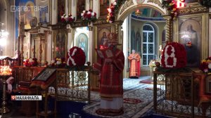 В Свято-Успенском соборе прошло пасхальное богослужение