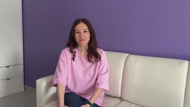 Видео-отзыв родителей о школе «Феникс» филиал «Аннино»