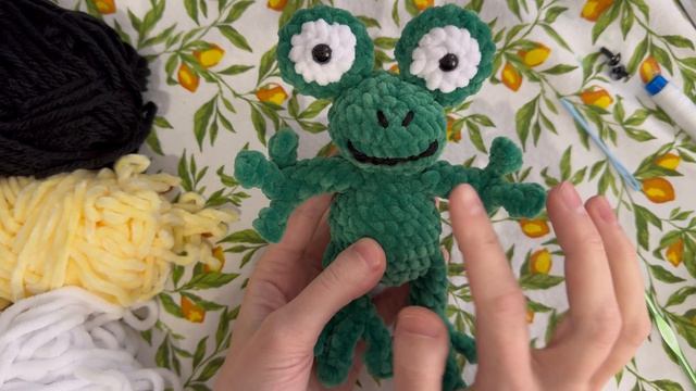 Подготовка материалов для вязания лягушонка (часть 1)