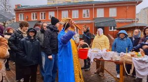 С Праздником Светлой Пасхи! 
Мира и счастья... Вашему дому-11.04.026 год.