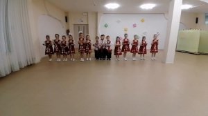 Ансамбль "Сударушка" "Во кузнице" .mp4