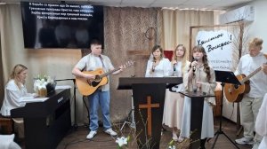 Прославление: Возрадуйтесь же, люди, Христос воскрес, воскрес! / 12.04.2026