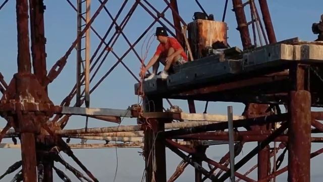 ОСТАЛСЯ НА НОЧЬ В БЕРМУДСКОМ ТРЕУГОЛЬНИКЕ! клянусь Егор Шкред