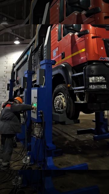 Электрогидравлический шестистоечный подъёмник ПГ-45