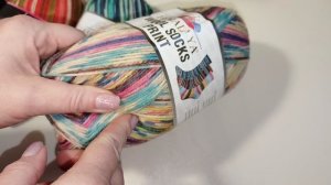 Побалуем себя новой носочной пряжей