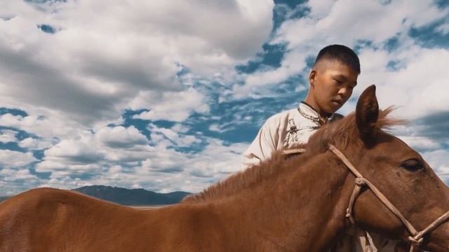 Мээң чуртум. исполнитель: группа 