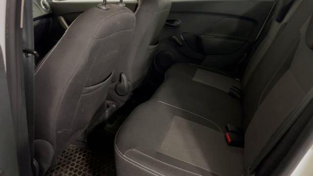 Renault Logan Stepway 32598