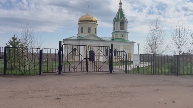 Болталка с утра😉//прогулка до Храма// обработала клубнику // 💁🌺