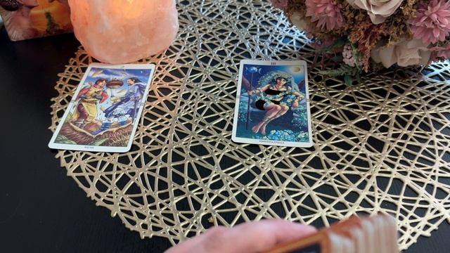 Что он думает о тебе сейчас Расклад по вариантам