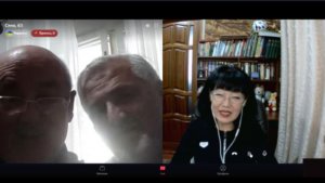 Как ему живётся с таким именем? Добрые потужные прикалываются.