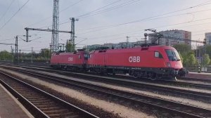 Электровозы Таурус следуют резервом