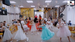 Очаровательный танец девочек на выпускном в детском саду - видео на заказ, контакты в описании
