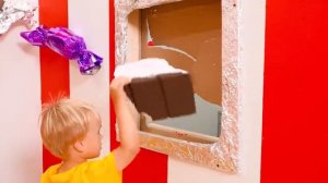 Ники и Крис - любимые истории с младшим братом