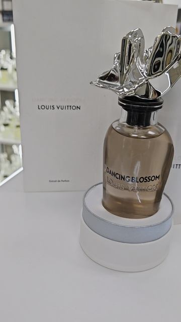 Louis Vuitton Dancing Blossom