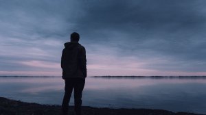 УИЛЬЯМ БАТЛЕР ЙЕЙТС "НЕ ОТДАВАЙ ЛЮБВИ ВСЕГО СЕБЯ.."