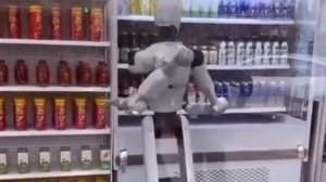 В Китае активно заменяют кассиров роботами