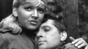 Первая любовь   стихи В. Резанов, А. Михайлов; музыка  и исполнение А. Михайлов