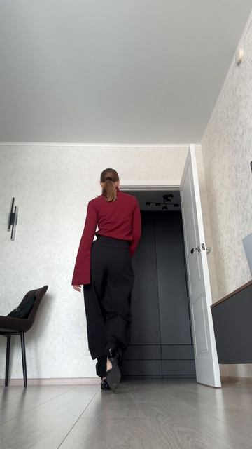 Сохраняй идеи, что заказать из одежды на Wildberries. Арт. брюки #495985758