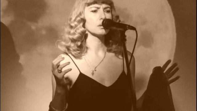 Стихи Ольги Лука линии читает Ангелина Башле