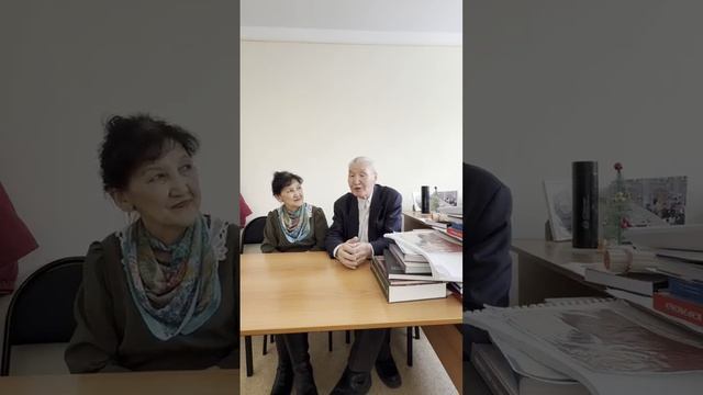 Историческай наука кандидата Николай Степанович Николаевтыын сэһэргэһии