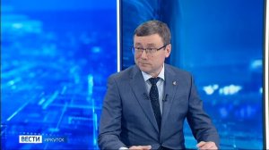 Гость студии — главный врач Иркутской областной станции переливания крови Максим Зарубин