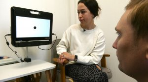 Новое слово в реабилитации: в ханты-мансийском центре учат печатать глазами