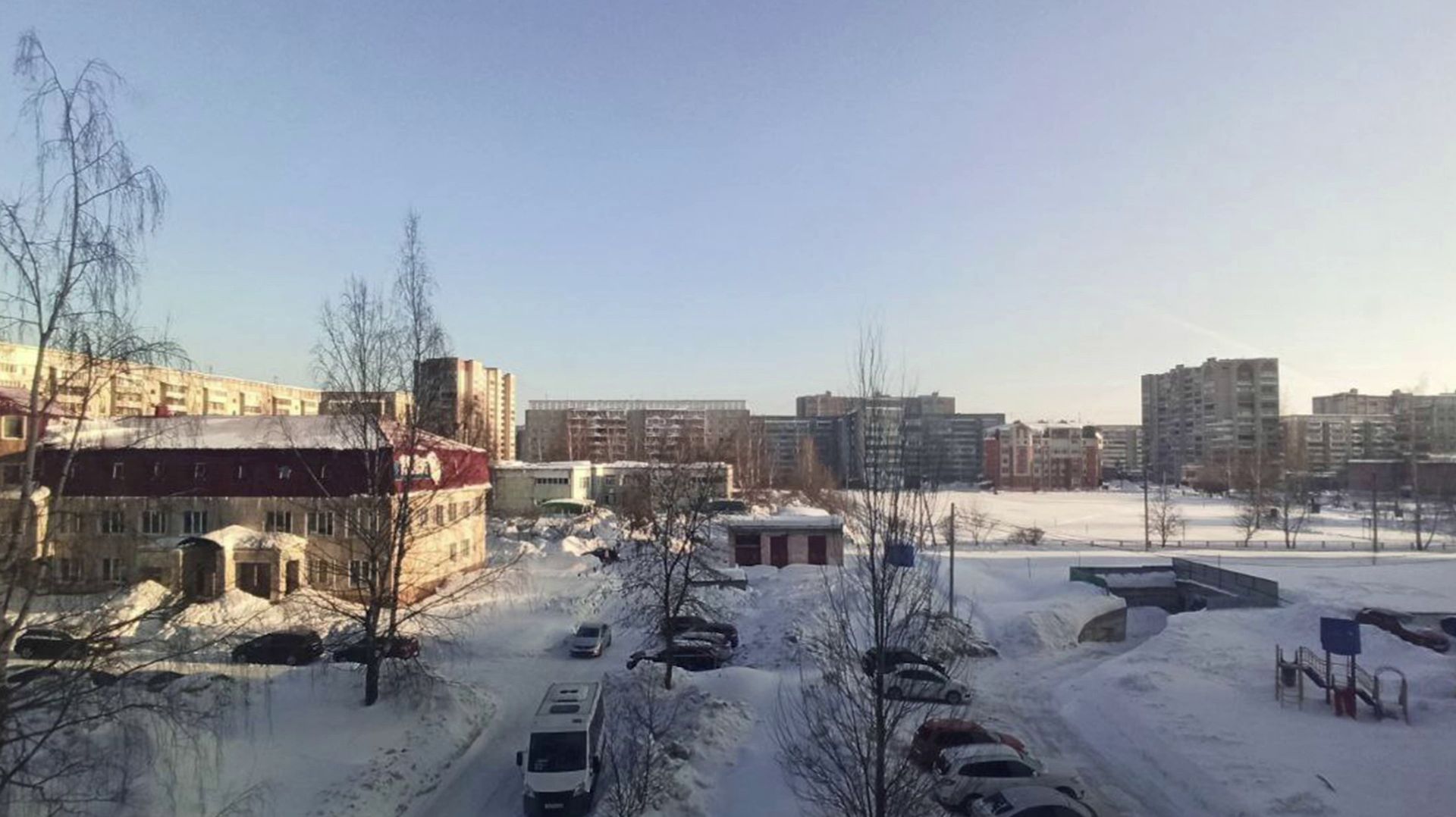 Как таял снег: месяц весны в минутном видео