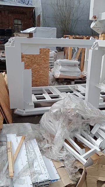 Новые рамы для шахтных станций «Трио» поступили на склад ЗИФ (Арсенал)