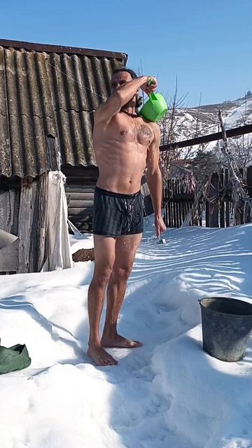 Одно из первых видео в серии про закаливание