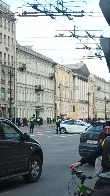 Что случилось на Невском проспекте?