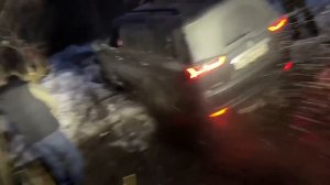 Мужчины не отступают перед трудностями