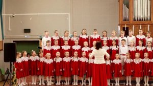 "НОВОГОДНЯЯ ПЕСЕНКА" младший детский хор "Алые Паруса" ДМШ №68 им. Р.К. Щедрина