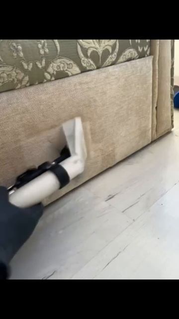 Химчистка дивана на дому в Мурманске с компанией «Проф Клин».