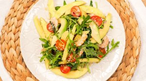 Салат с манго