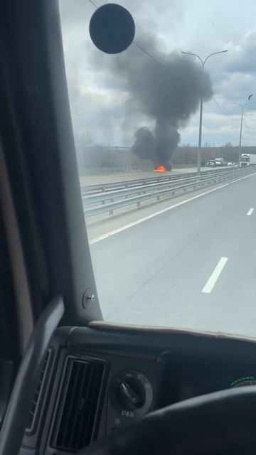 ПОЖАР НА ТРАССЕ М4