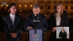 «Наша страна хочет снова жить. Она хочет снова быть европейской страной».
- Петер Мадьяр, новый венг