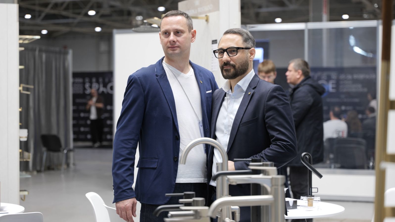 Wonzon & Woghand на выставке ЮгБилд26